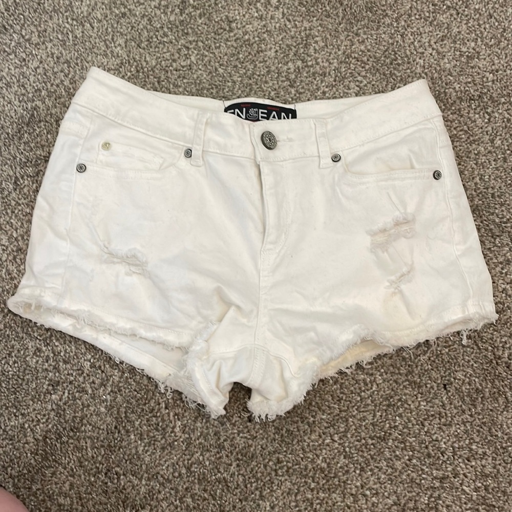 ENJEAN white jean shorts